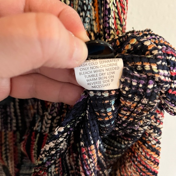 Damee Inc Multicolor Art To Wear Button Up Sleeveless Tunic PM - Picture 7 of 10